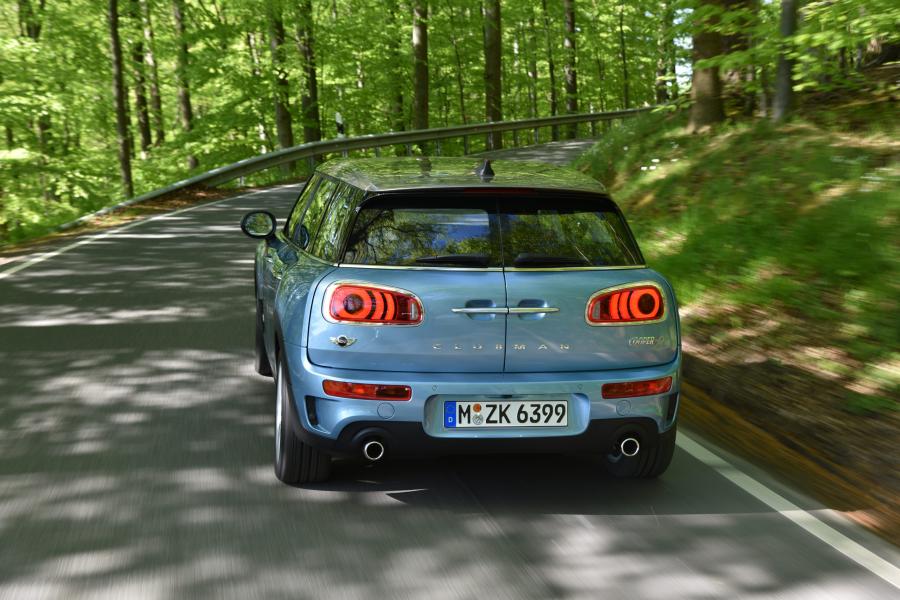  Mini Cooper SD Clubman ALL4 2016 года  (фото 18 из 101)